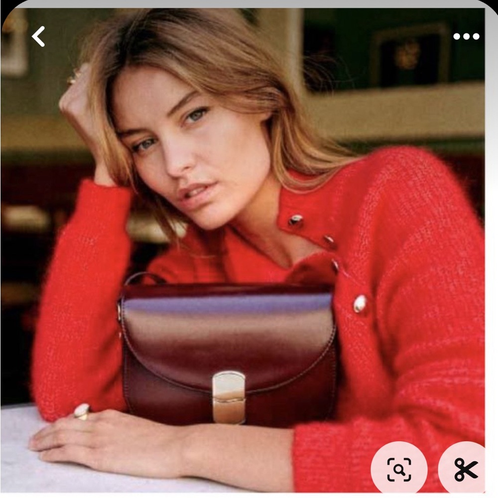 Sezane like new Merino Wool sweater with gold button detailing, red size XL